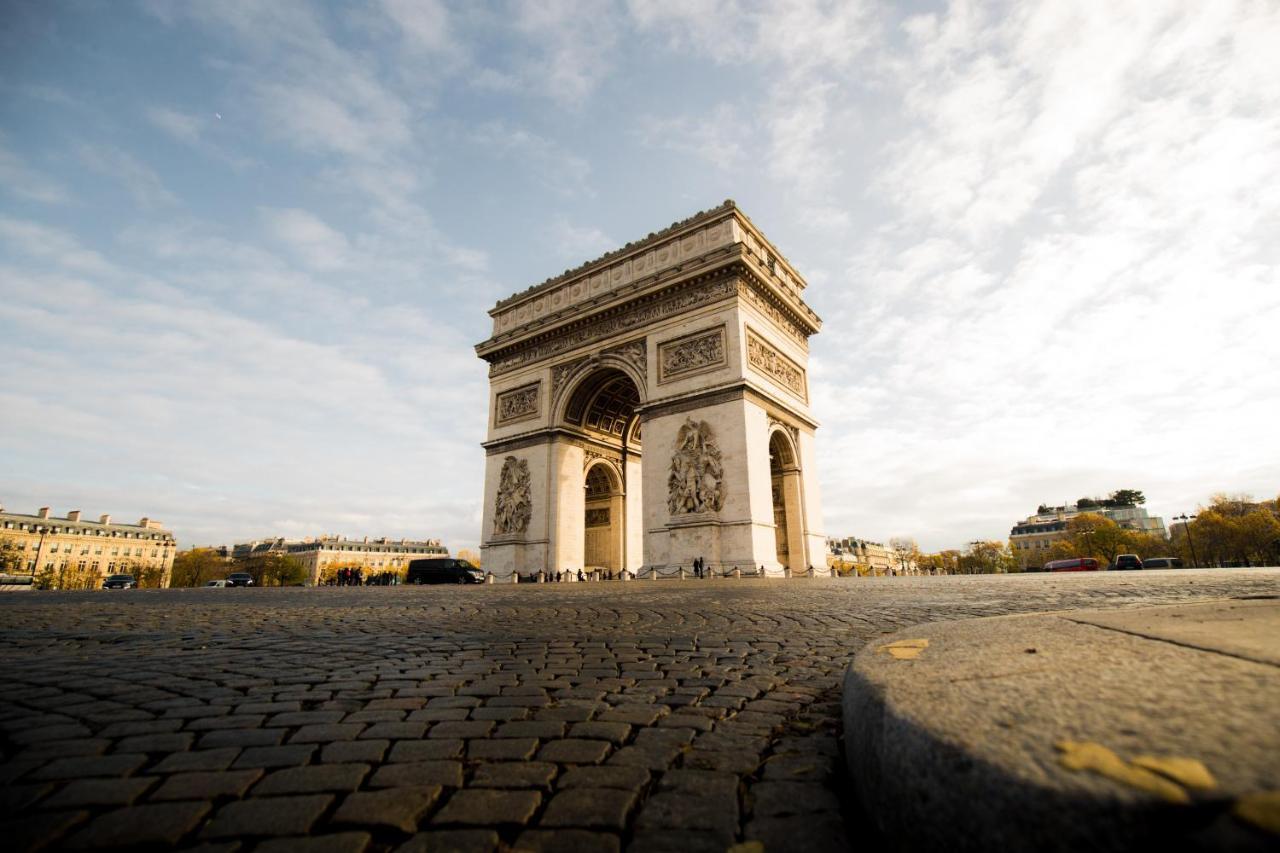 Appartement Vue Tour Eiffel, Proche Champs Elysee. Paris Exterior photo